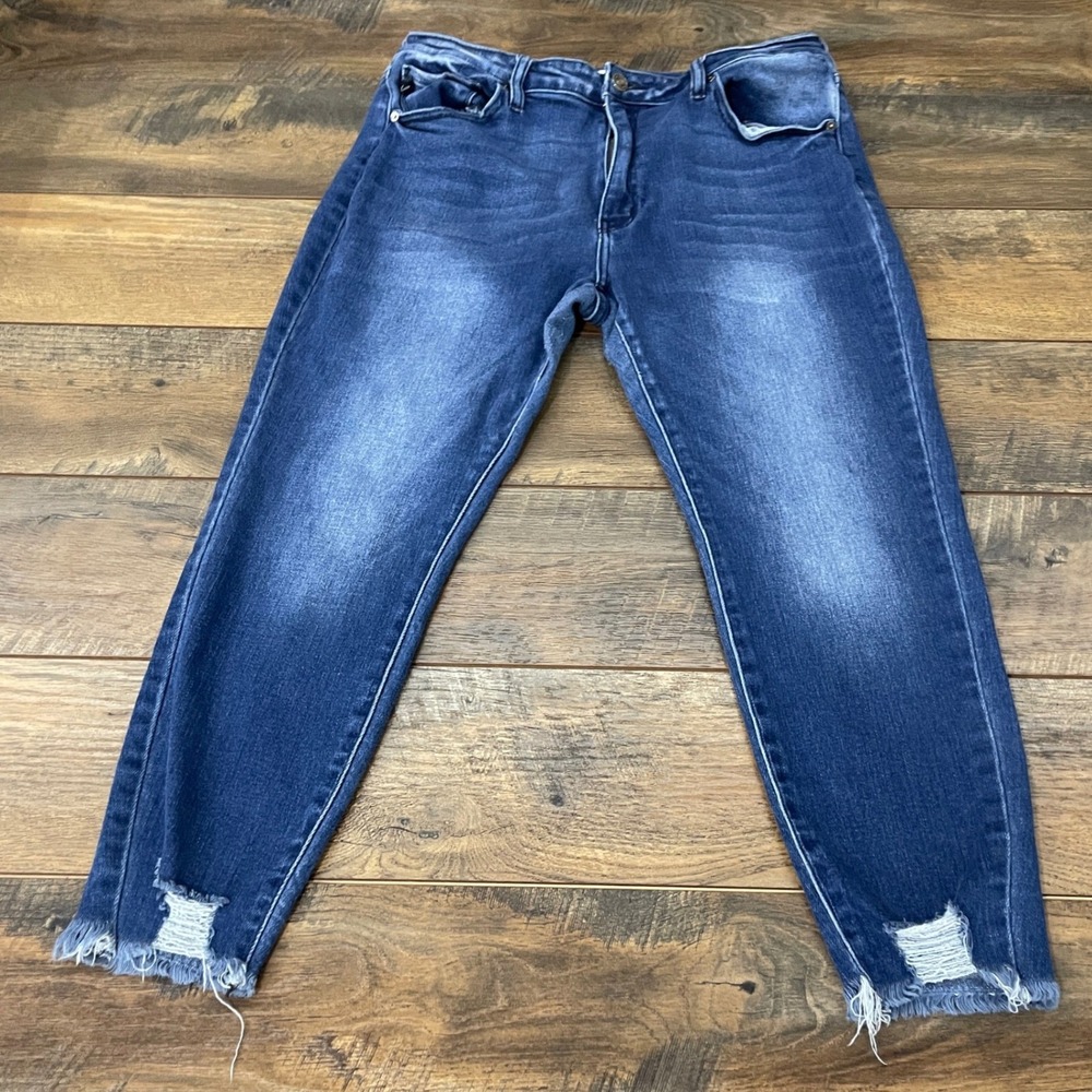 KanCan Mid Rise Distressed Raw Hem Skinny Jeans Dark Wash Size 32 Boho Street